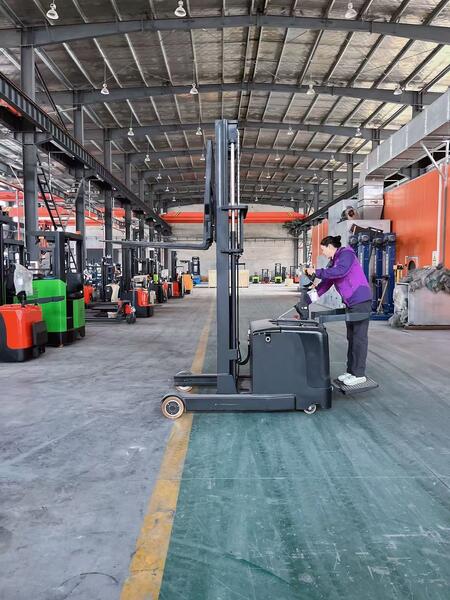 Anhui Younglift Intelligent Equipment Co.,ltd. linea di produzione in fabbrica