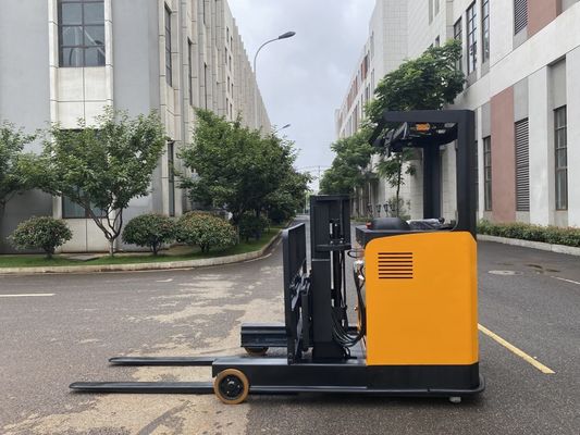 3.0 Ton CDD30A Electric Pallet Stacker Forward Shift Stand On Type