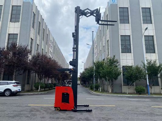 Electric Double Extension Forward Shift Forklift Capacity 1600 KG Lifting Height 5500 MM