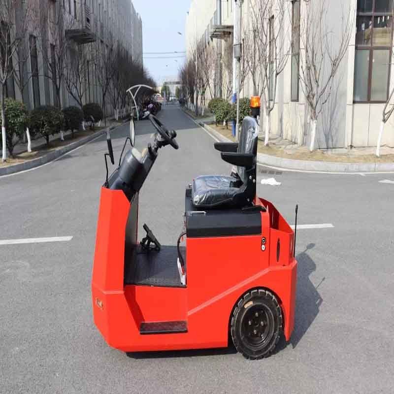 Electric Towing Tractor Sit-down American CURTIS Electronic Steering Easy to Operate Stepless Adjustment