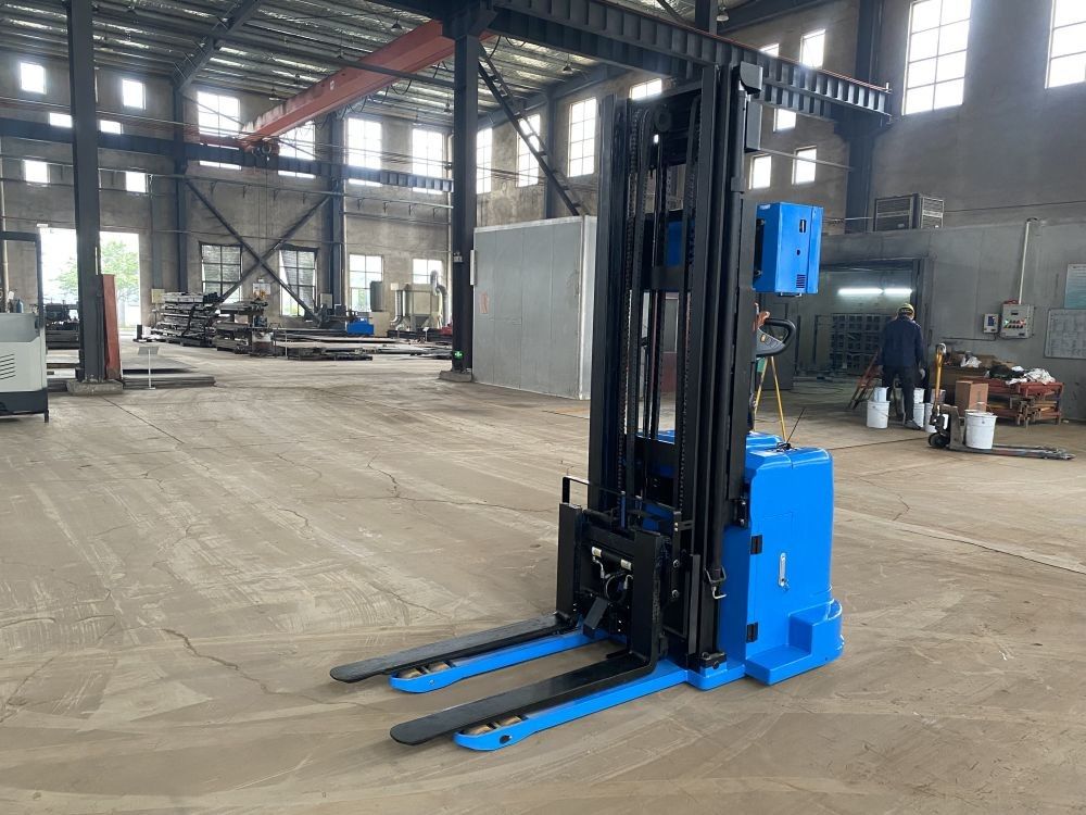 Low Noise 2 Ton Full Electric Stacker Counterbalance Electric Stacker Hydraulic Pump
