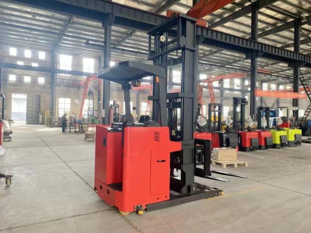 Seat Style 3 Way Pallet Stacker 3 Way Forklift Side Stand On