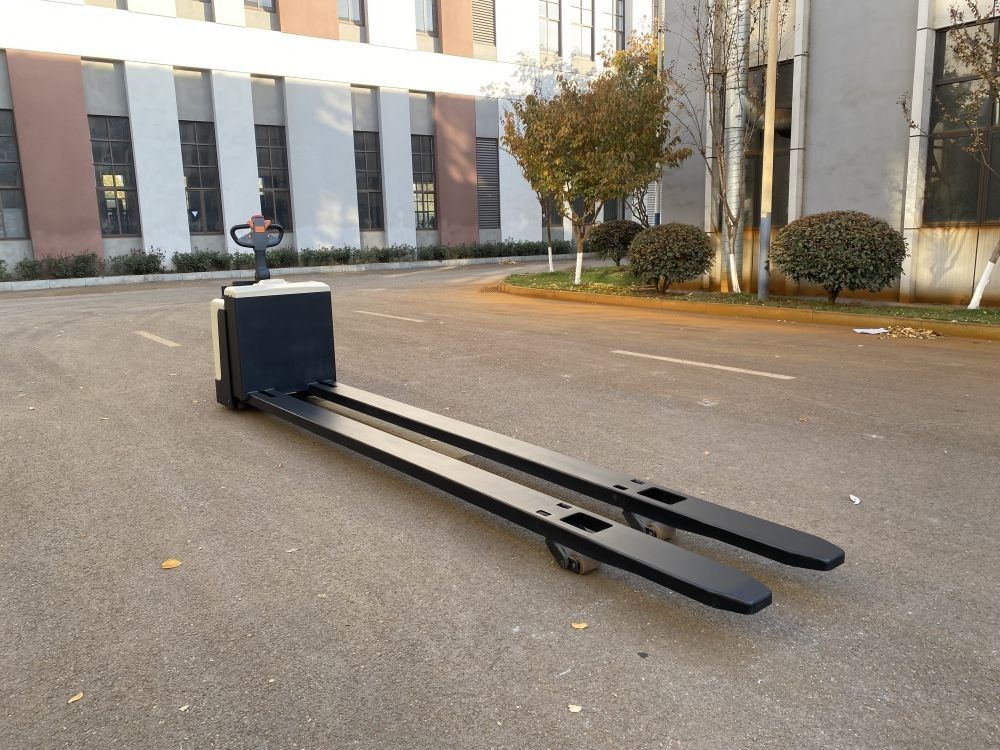 Customization Load Capacity 4000 KGS Electric Pallet Stacker 2900 MM Big Long Fork