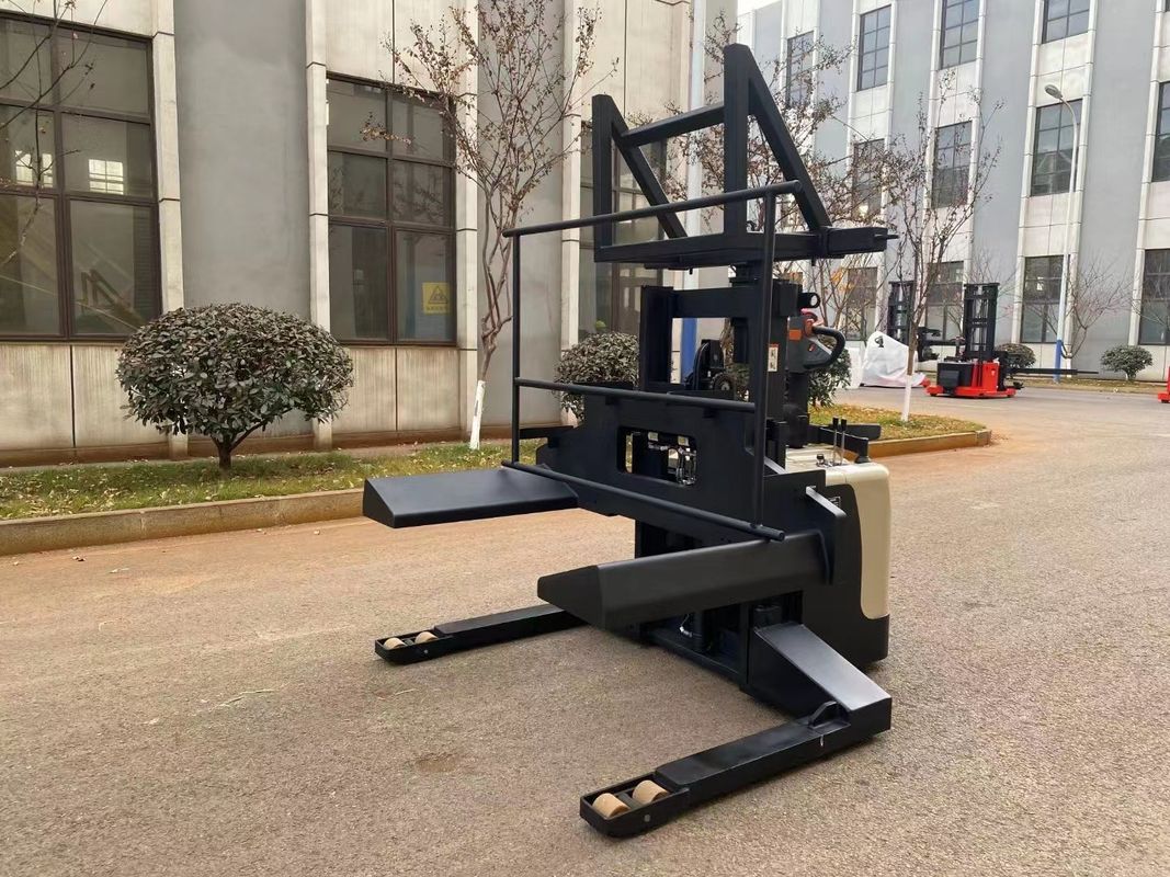 Construction Machinery Electric Pallet Stacker Load Capacity 2000kg Lifting Height 600mm Fork Length 800mm