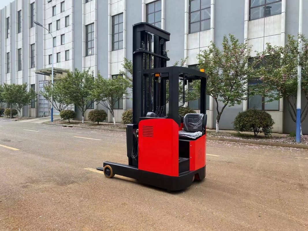 Electric Pallet Forklift Forward Moving Forklift Seat Style Load Capacity 2000 KG Forward Tilt and Backward Tilt: 3/5 °