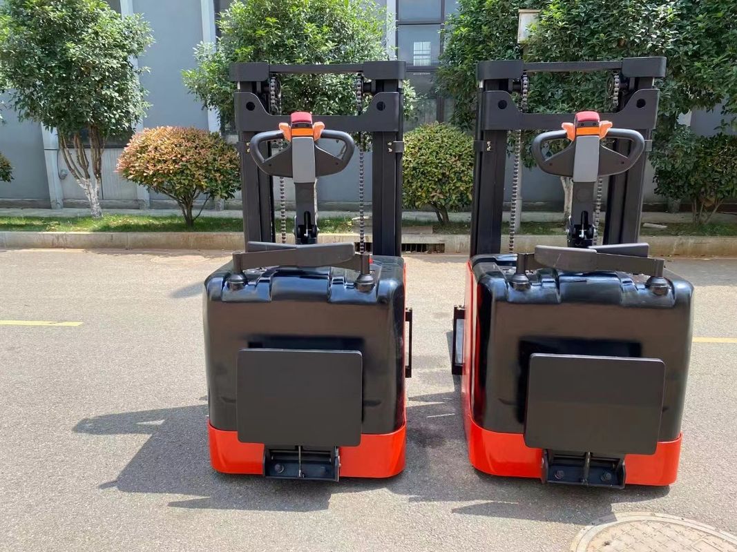 1.5 Tons Electric Pallet Stacker Two Section Gantry Double Lifting Oil Cylinders