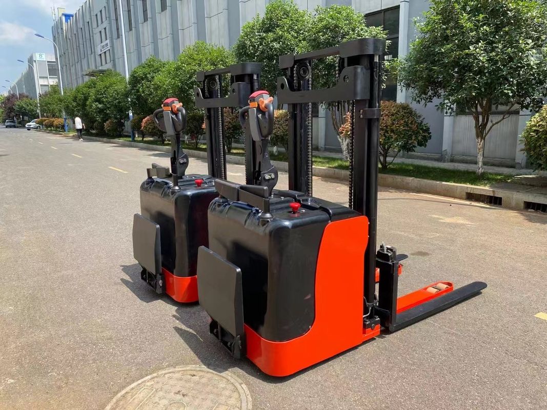 Customized EU Charging Plug Electric Pallet Stacker Two Section Gantry Double Lifting Oil Cylinders