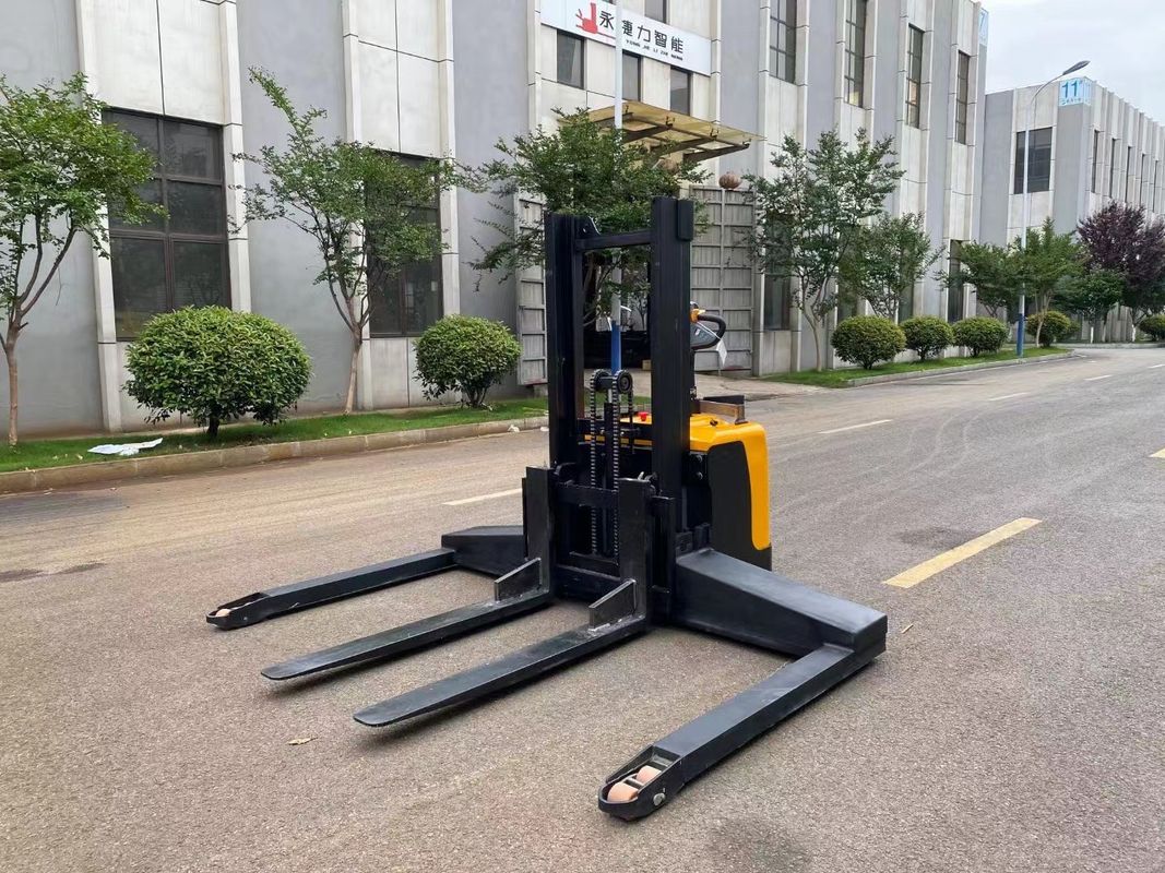 Non Standard Pallet Stacker Truck Rated Load Capacity 2500 KG with AC Motor