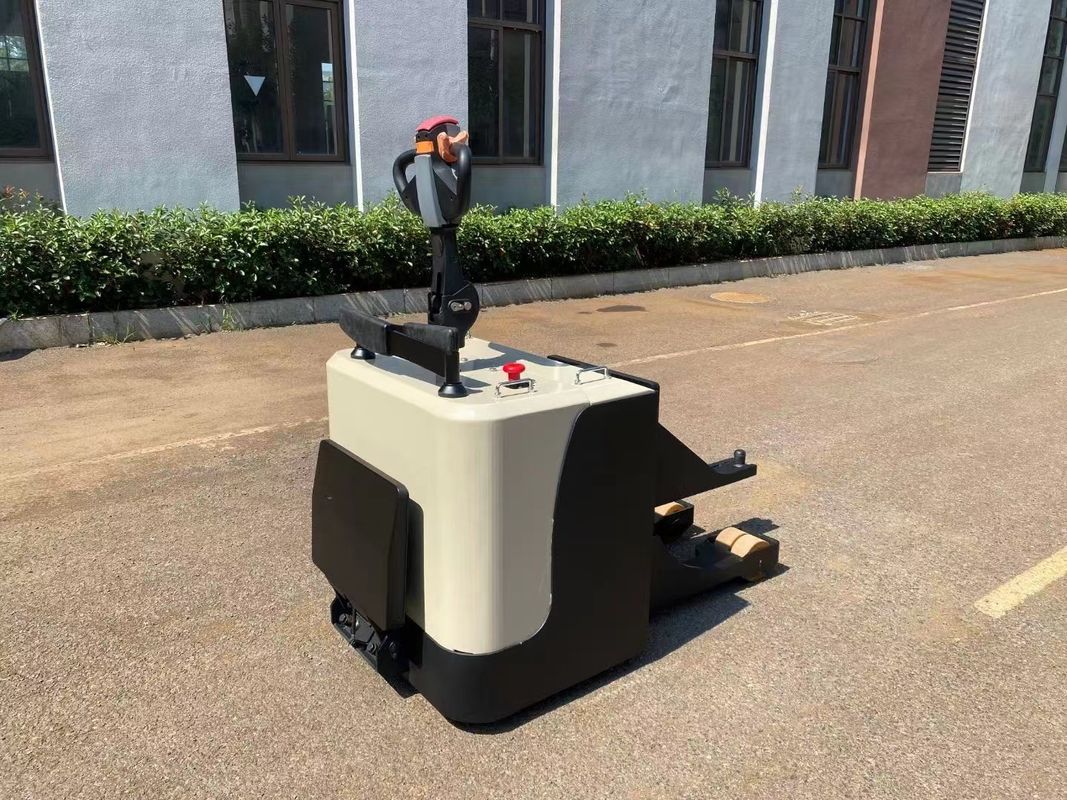 Battery-Powered 5 Tons Load Capacity Electric Tow Tractors Tuggers For Heavy Loads