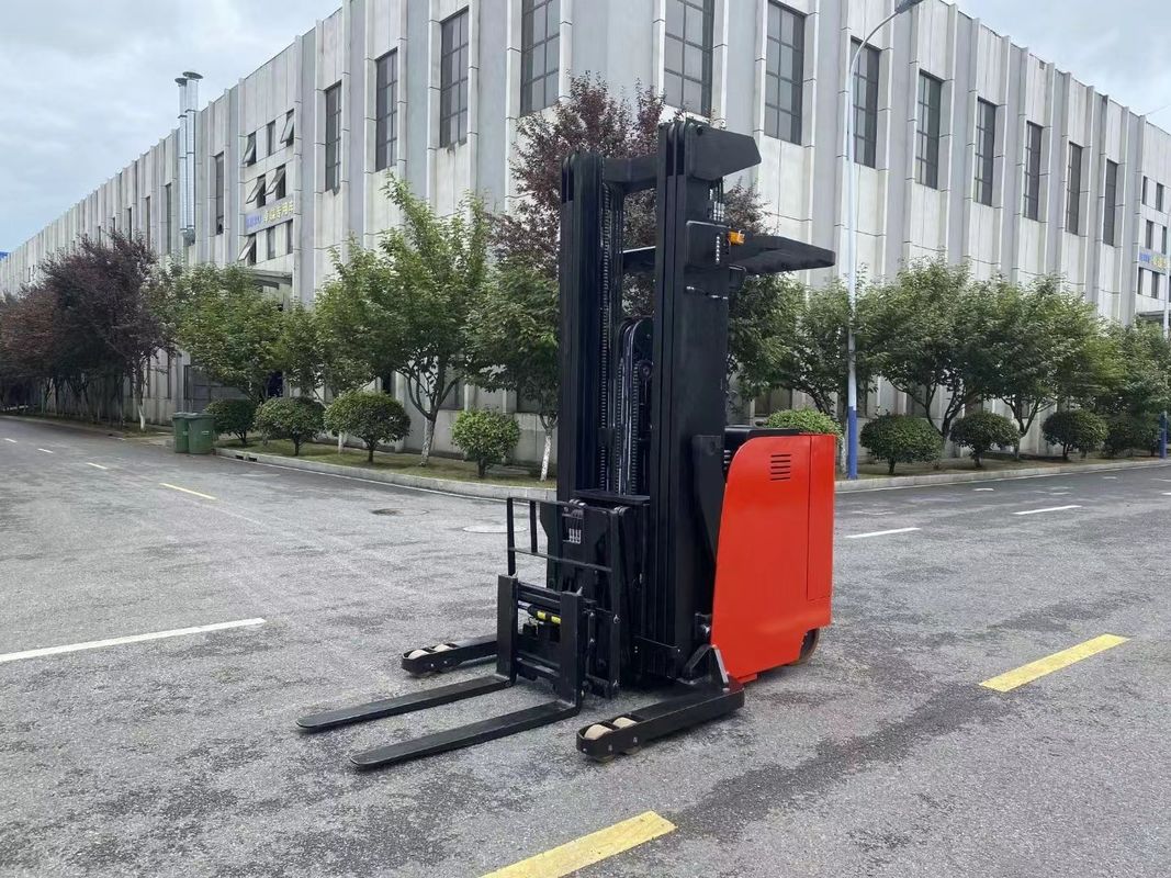 Electric Double Extension Forklift with 5500 mm Lifting Height and 1600 KG Capacity