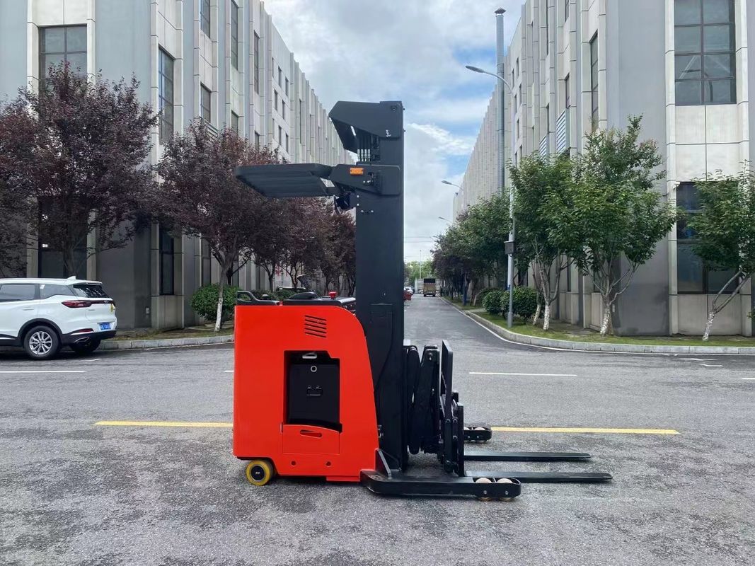 Electric Double Extension Forklift with 5500 mm Lifting Height and 1600 KG Capacity