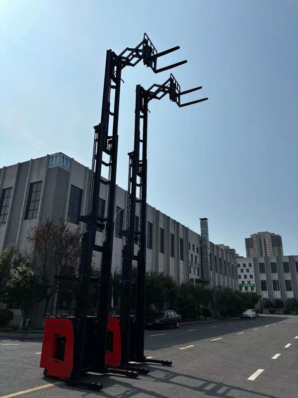 1070 mm Fork Length Double-Deep Reach Electric Forklift with 8500 mm Load Lifting Height
