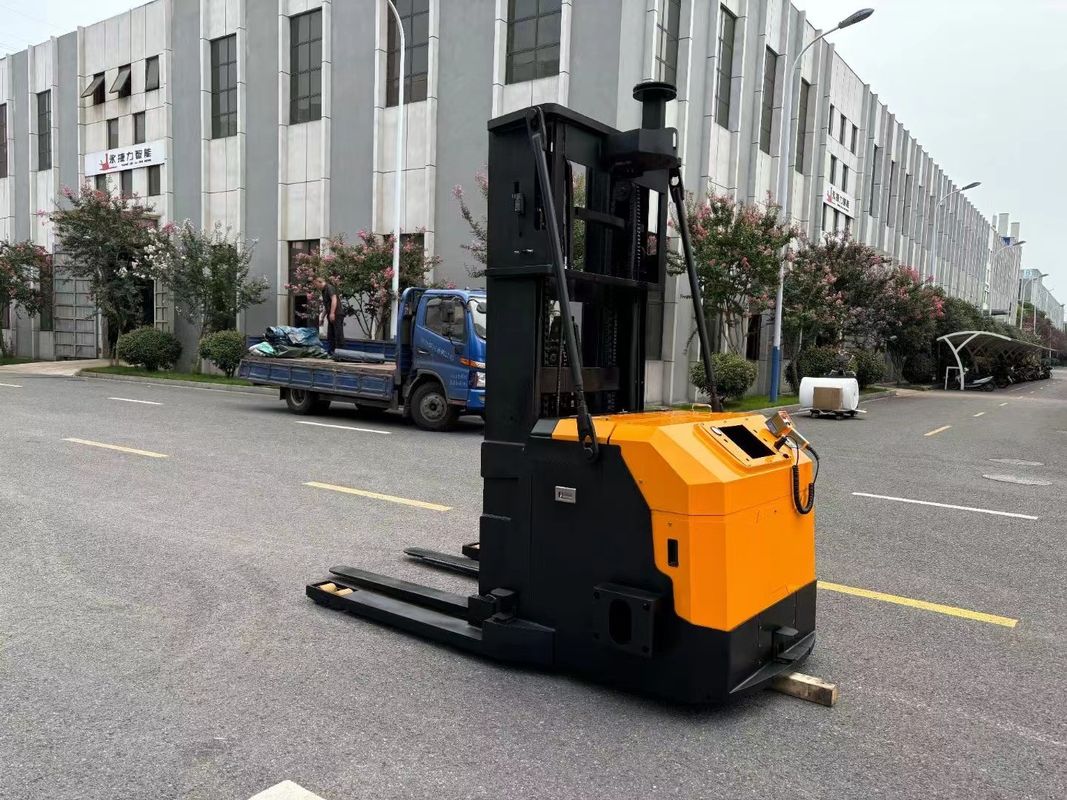 Non-standard Stacking AGB body Height 5000 mm Fork Leg Width 1380mm Curve Automatic Deceleration Device