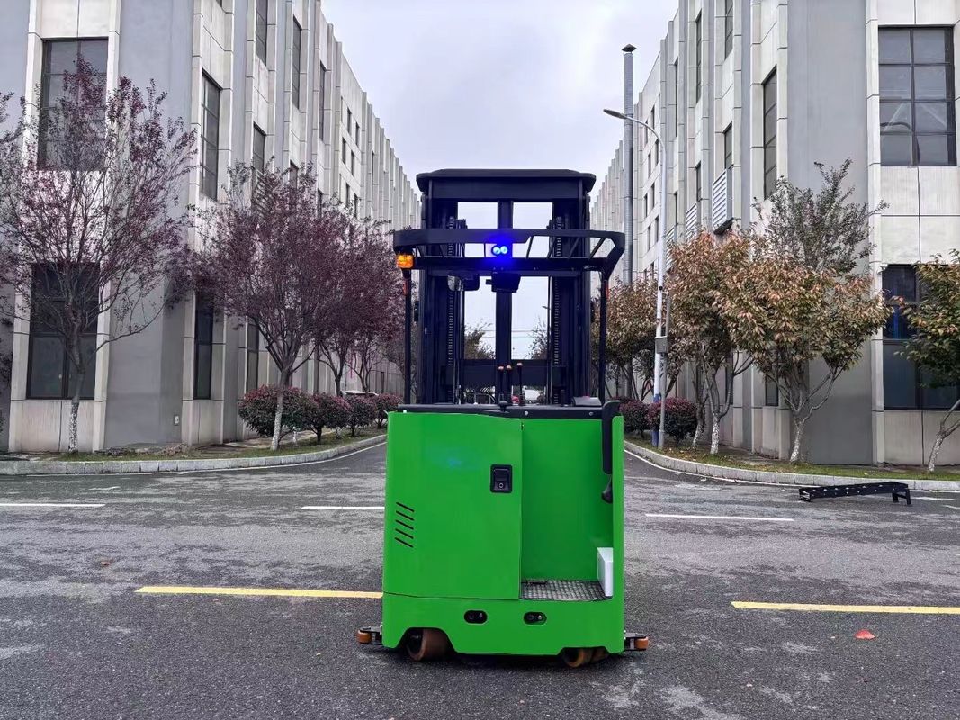 Electromagnetic Brake System Electric Forklift 5000 M Max.Lifting Height 0.1 m/s Lowering Speed