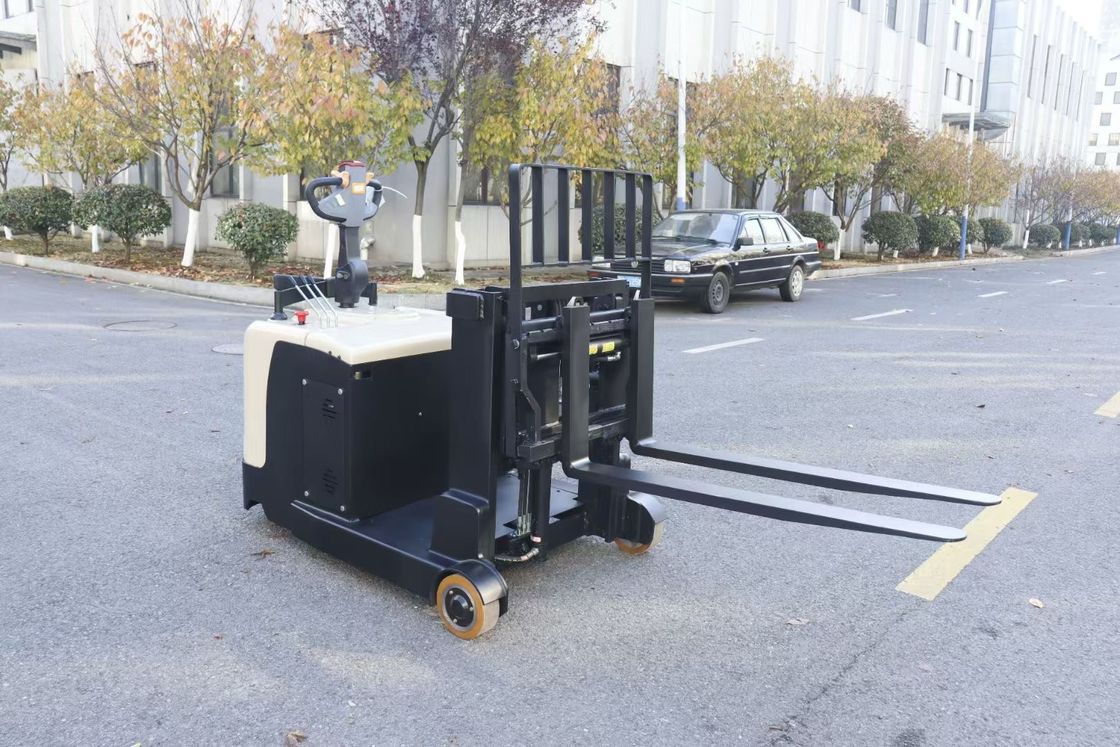 1.5 Tons Electric Counterbalance Forklift Truck  With AC Drive Double Lifting Cylinder