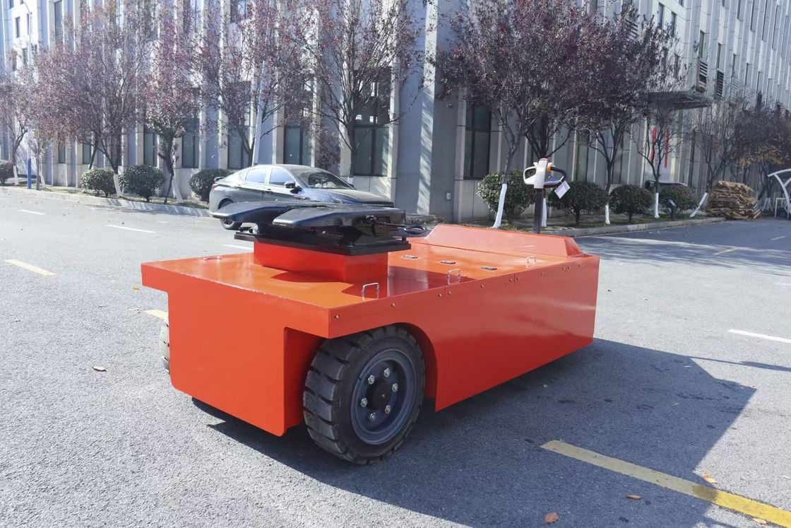 20 Tons Electric Towing  Tractor Mechanical Steering Walkie Type  Four Wheel Solid Tire Load-bearing Structure