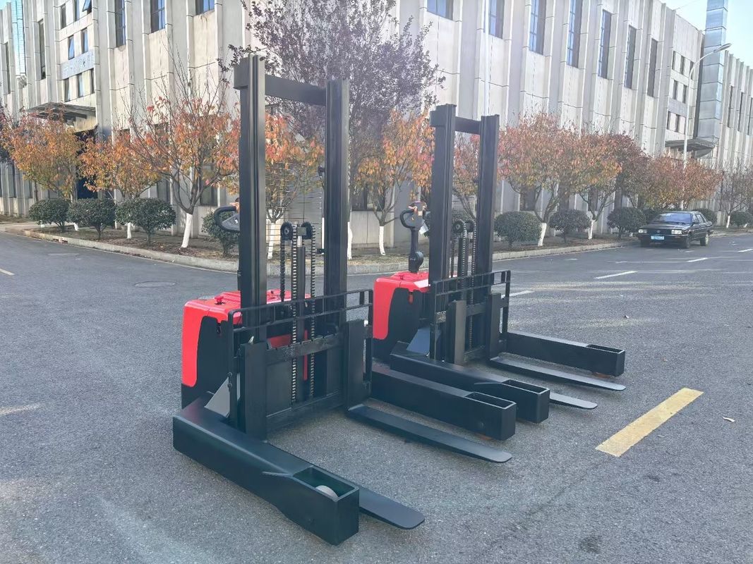 Battery-powered Forklift Pallet Stacker Jack    Rated Load 3 Tons 1700 Meters