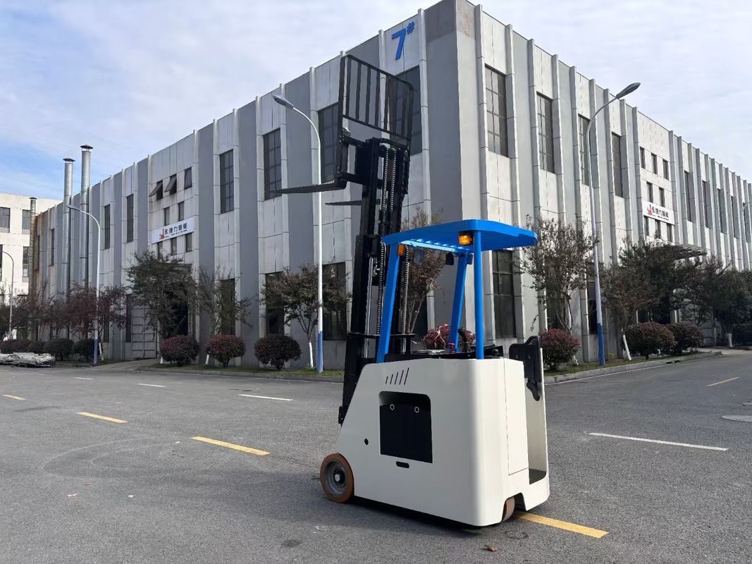 AC Drive Battery capacity  48V 600AH Electric Counterbalance Forklift  Truck Side-stand Rated Load  2000 KG Height Increase 2845 mm