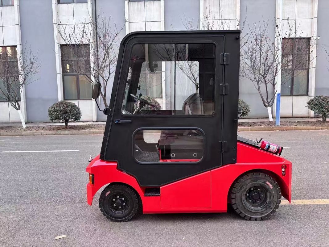 Electric Towing  Tractor Hydraulic Steering Fully Enclosed Cab  15 Tons Load Capacity