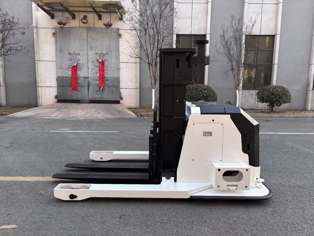 4 Tons Non-standard AGV Body  Electric Pallet  Stacker Rated Load Capacity